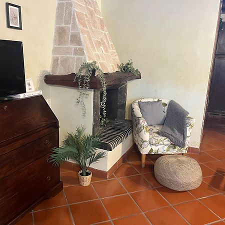 Bilocale Dafne Abbadesse Guest House Milán Exterior foto